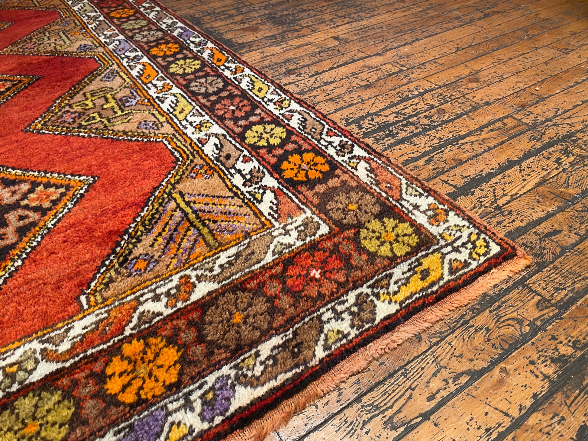 NATURAL RED CARPET Cappadocia Rug Collection