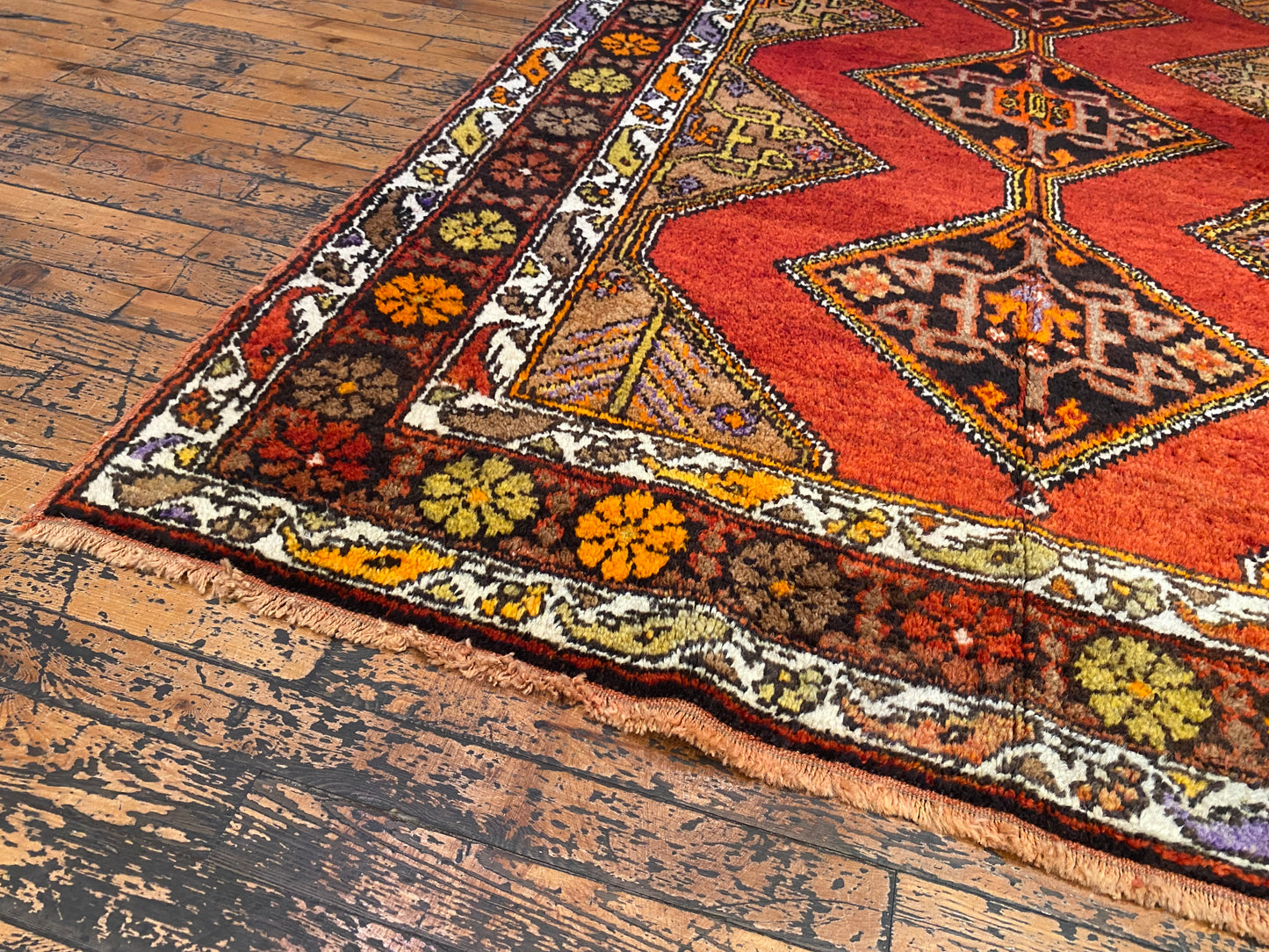 NATURAL RED CARPET Cappadocia Rug Collection