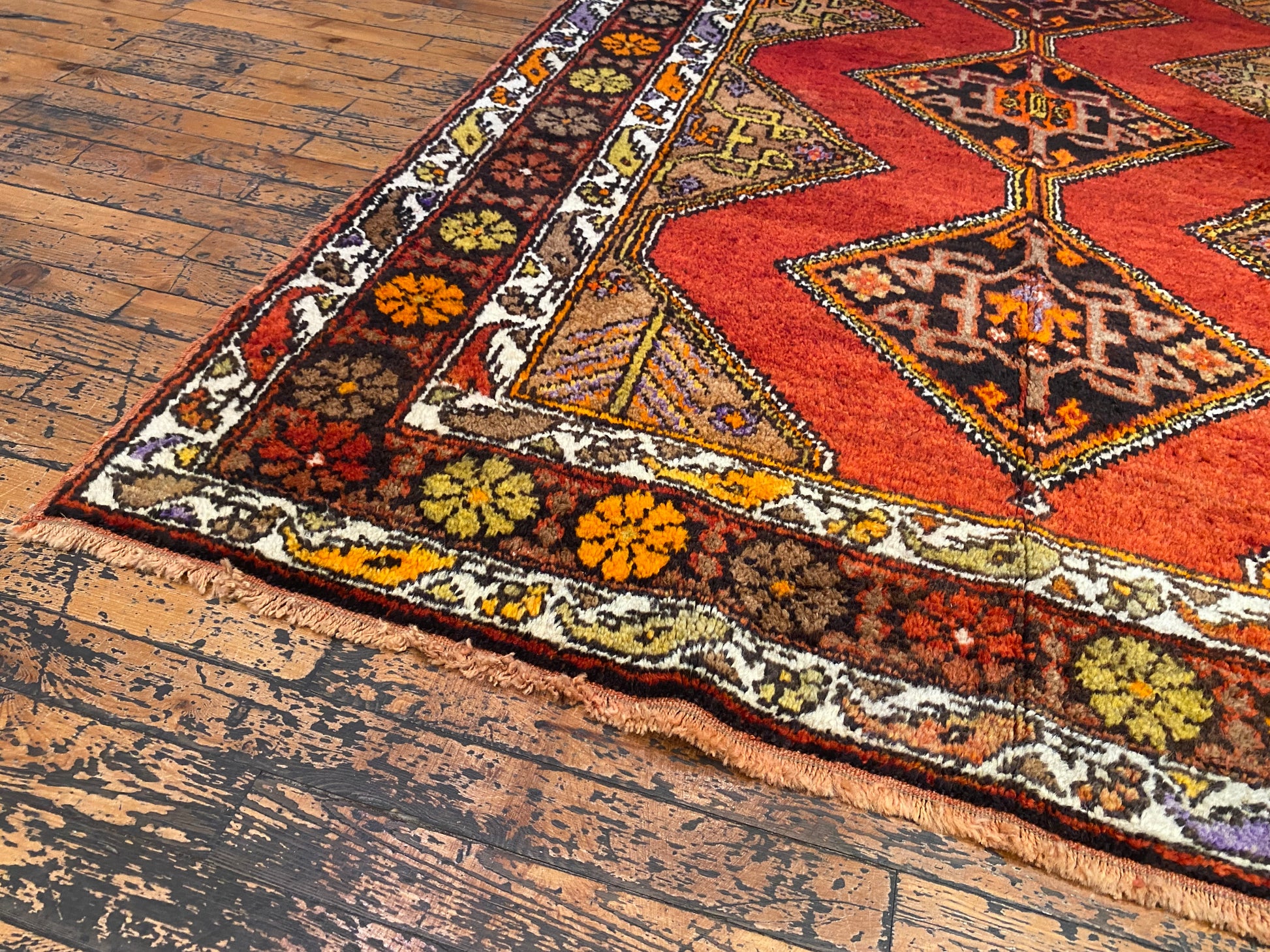 NATURAL RED CARPET Cappadocia Rug Collection