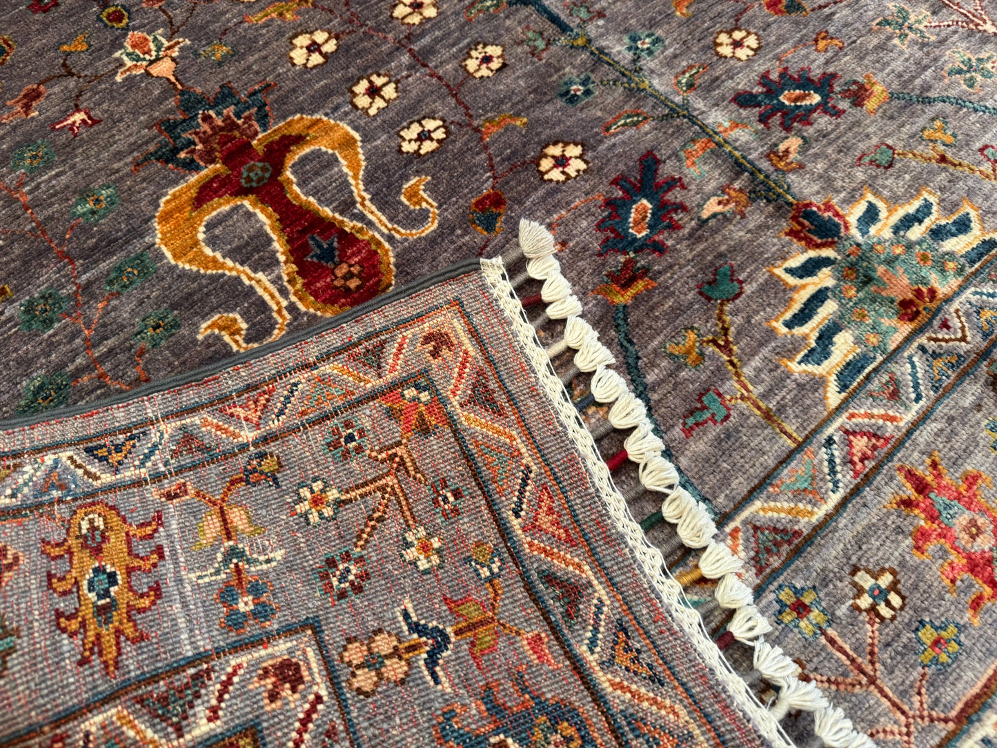 Gray Handwoven Wool Rug – Traditional Floral Oriental Design 5x7ft Cappadocia Rug Collection