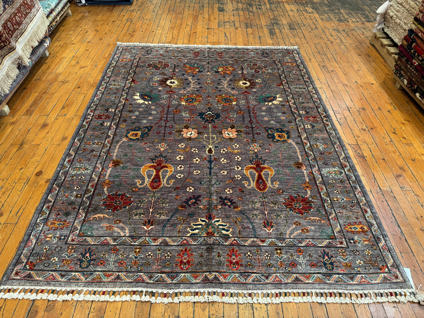 Gray Handwoven Wool Rug – Traditional Floral Oriental Design 5x7ft Cappadocia Rug Collection