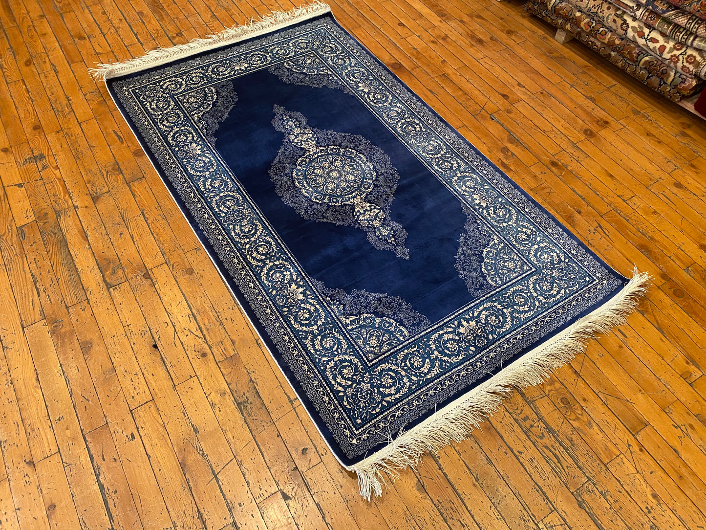 Elegant Turkish Blue Medallion Silk Rug 2’11”x5”