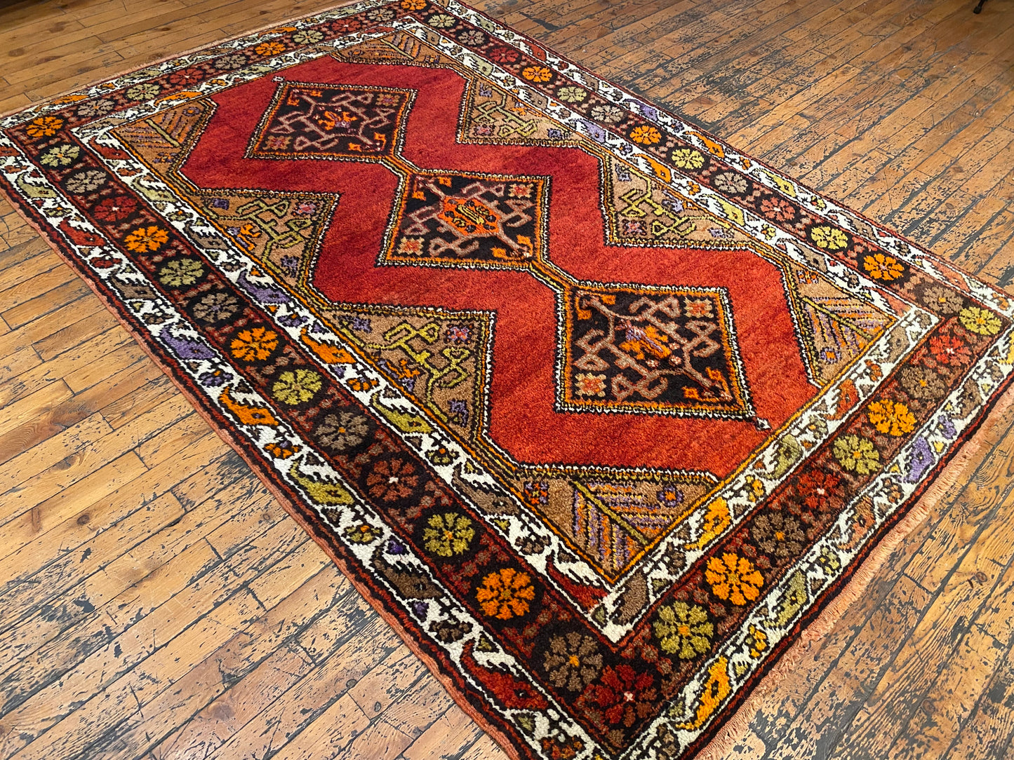 NATURAL RED CARPET Cappadocia Rug Collection