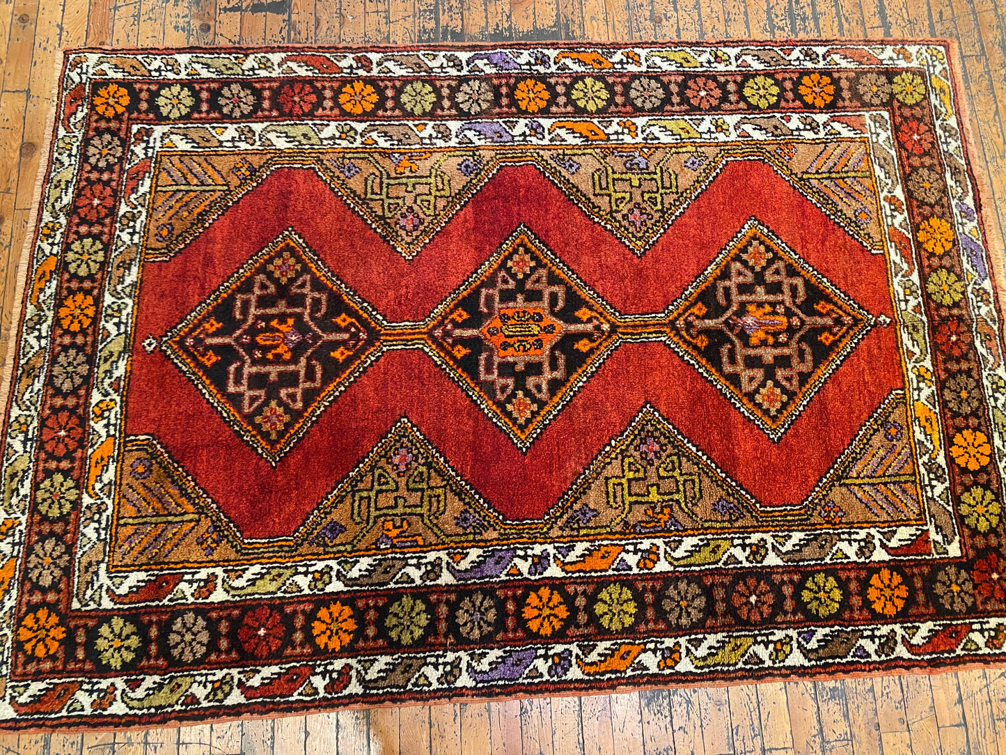 NATURAL RED CARPET Cappadocia Rug Collection