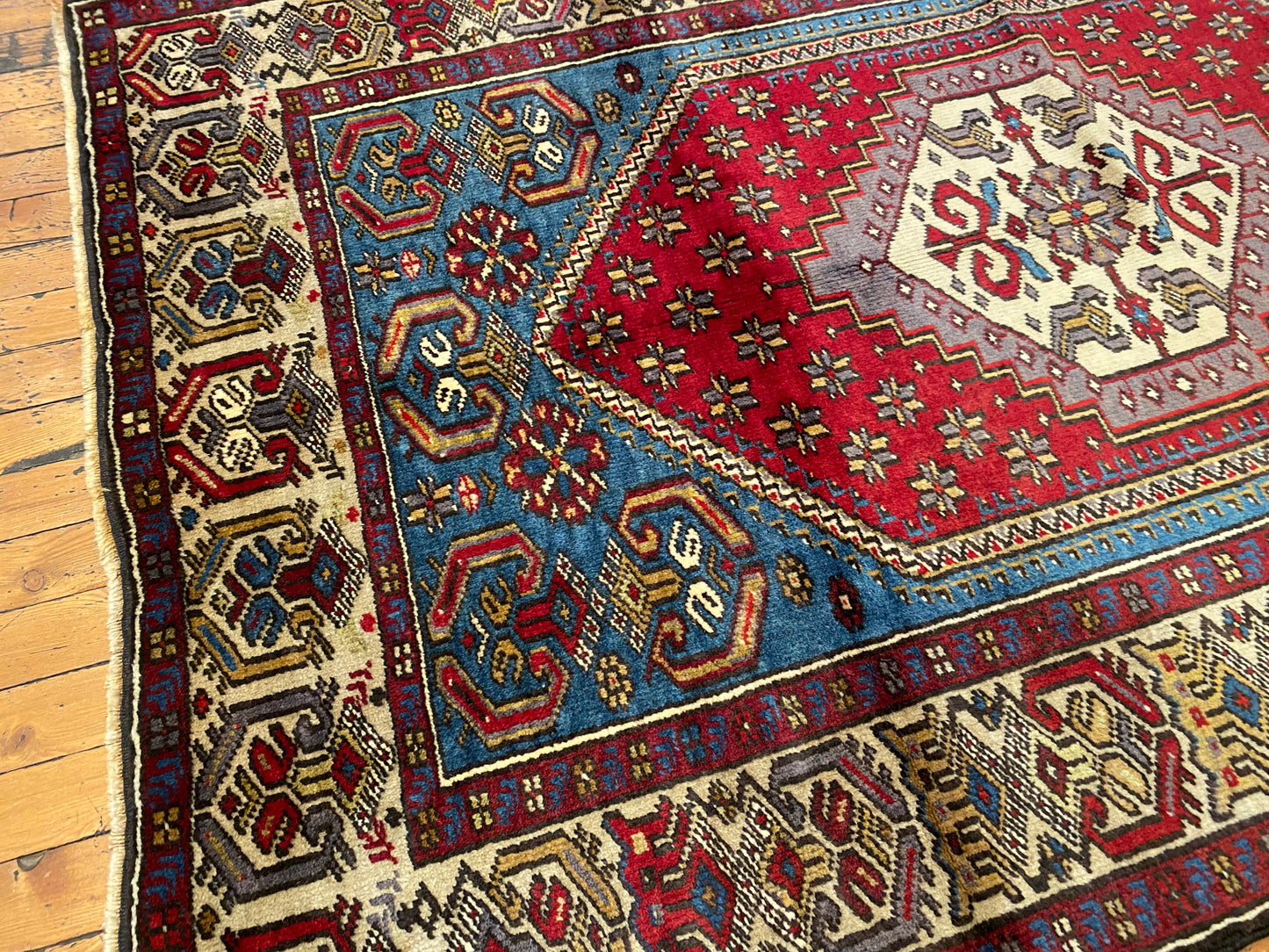 Turkish Wool Rug from Cappadocia ,Yahyali Pattern  ,Double Knotted, Natural Dyes