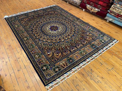 Luxurious Hand-Knotted Wool Oriental Carpet - Geometric Motif 5”x7”