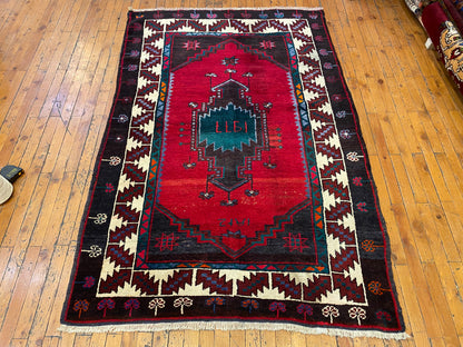Dark Colors Traditional Handmade Rug 4x6ft