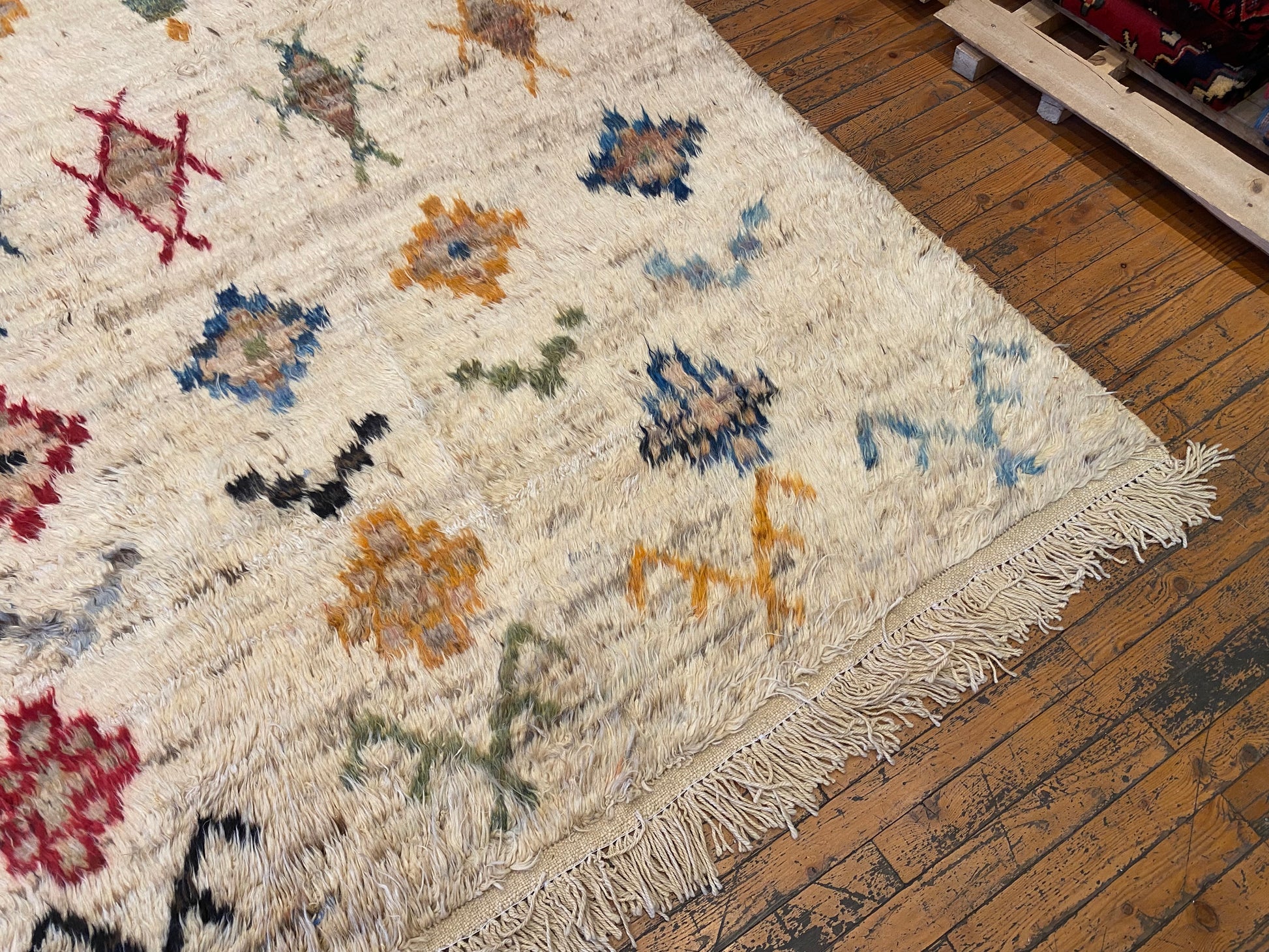 Extraordinary Area Turkish Handmade Rug Cappadocia Rug Collection