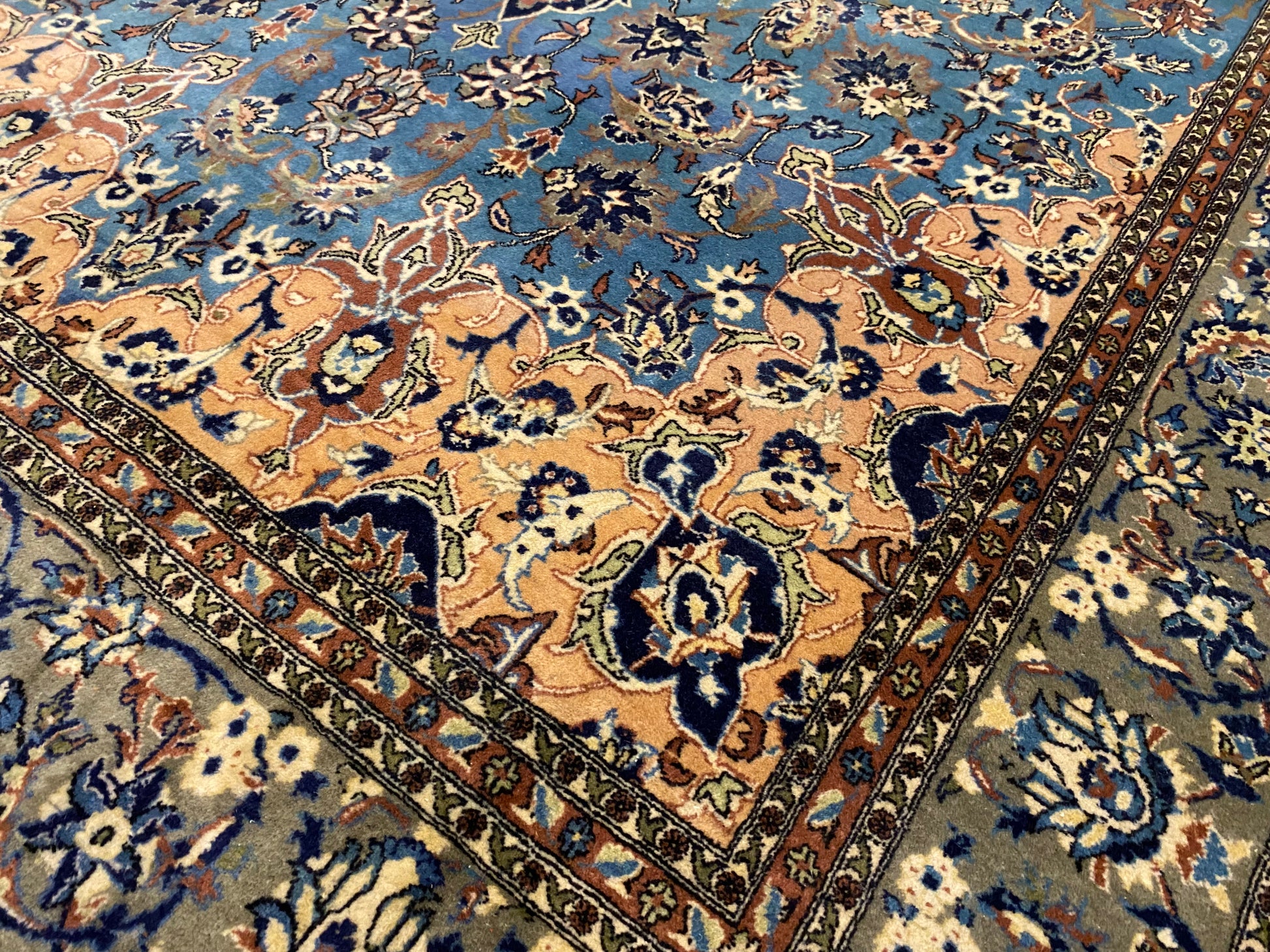 Medallion Hereke Ruh Cappadocia Rug Collection