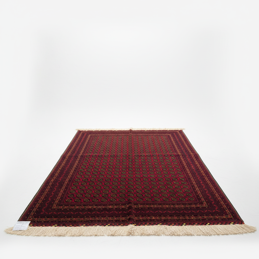 Dark Red Bukhara Carpet - beyaz arka plan yeni