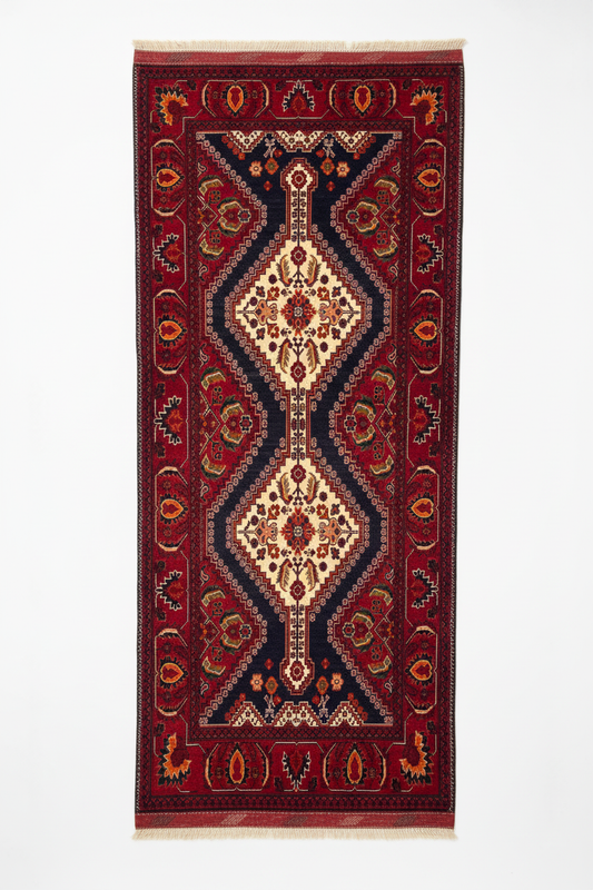 Handmade runner rug - dikey asılı beyaz arka plan