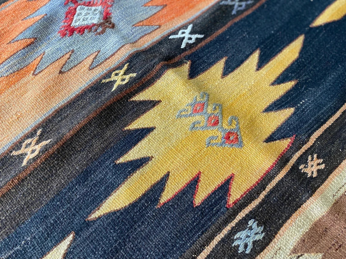 Kilim tradicional hecho a mano de 1,20 x 1,80 m, década de 1960