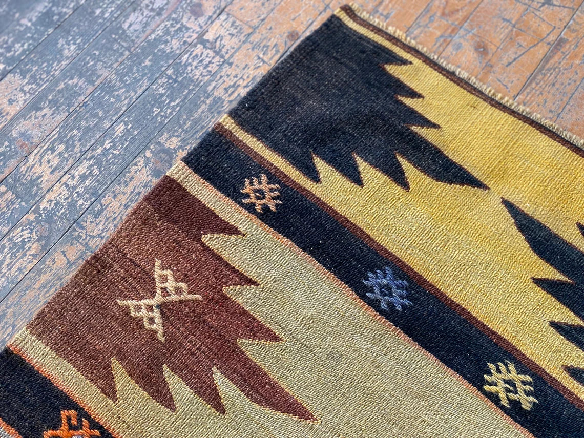 Kilim tradicional hecho a mano de 1,20 x 1,80 m, década de 1960