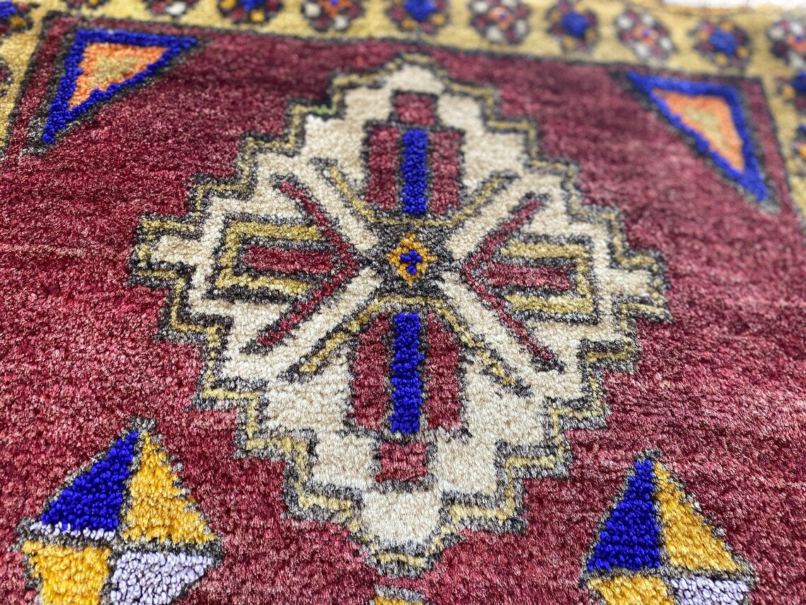 TURKISH VINTAGE ENTRYWAY HANDMADE CARPET 2x3ft