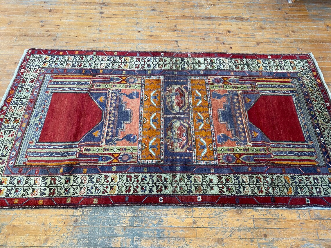 Exceptional Turkish Vintage Carpet 4x7ft Cappadocia Rug Collection