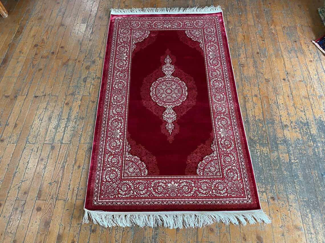 4x6 Medallion Red Silk Carpet - Turkish Luxury Rug Cappadocia Rug Collection