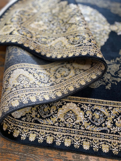 Alfombra de seda turca con medallón negro de 3 x 5 pies