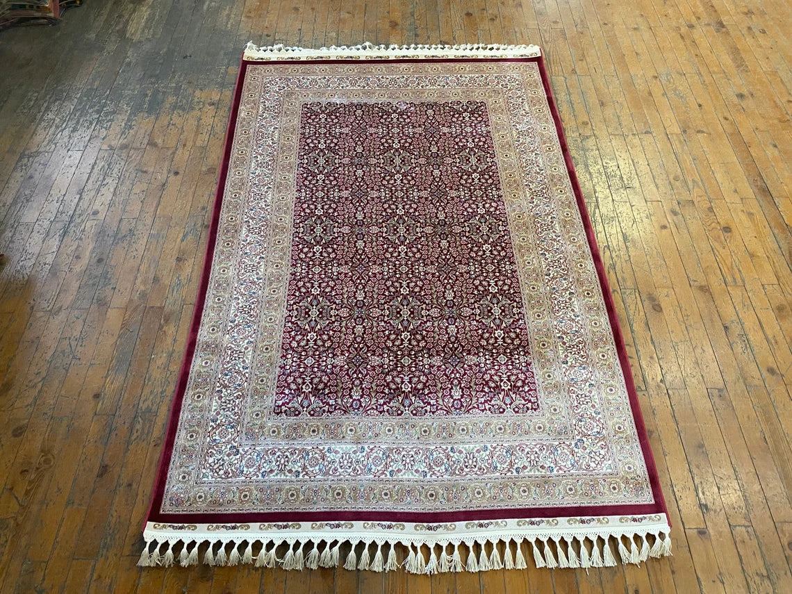 Floral Pattern Silk Carpet 4x6ft (120x180cm) - Luxury Turkish Area Rug Cappadocia Rug Collection