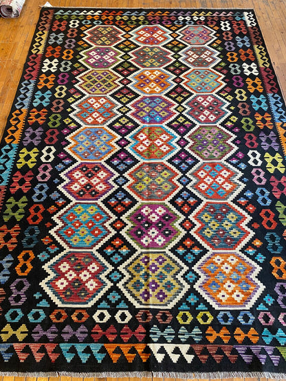 7x10ft GEOMETRIC OVERSIZE SALOON KILIM