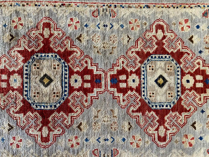 Alfombra pequeña de color crema con tinte natural hecha a mano de 2 x 3 pies