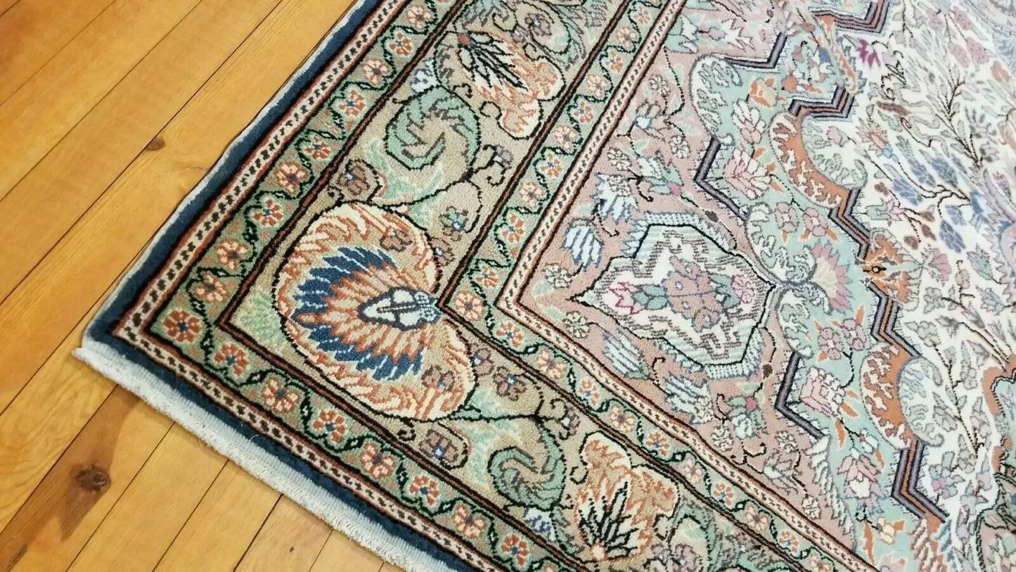 Alfombra para sala de estar con detalles intrincados, alfombra turca Hereke de los años 1930-1940, 6'7" x 9'7"