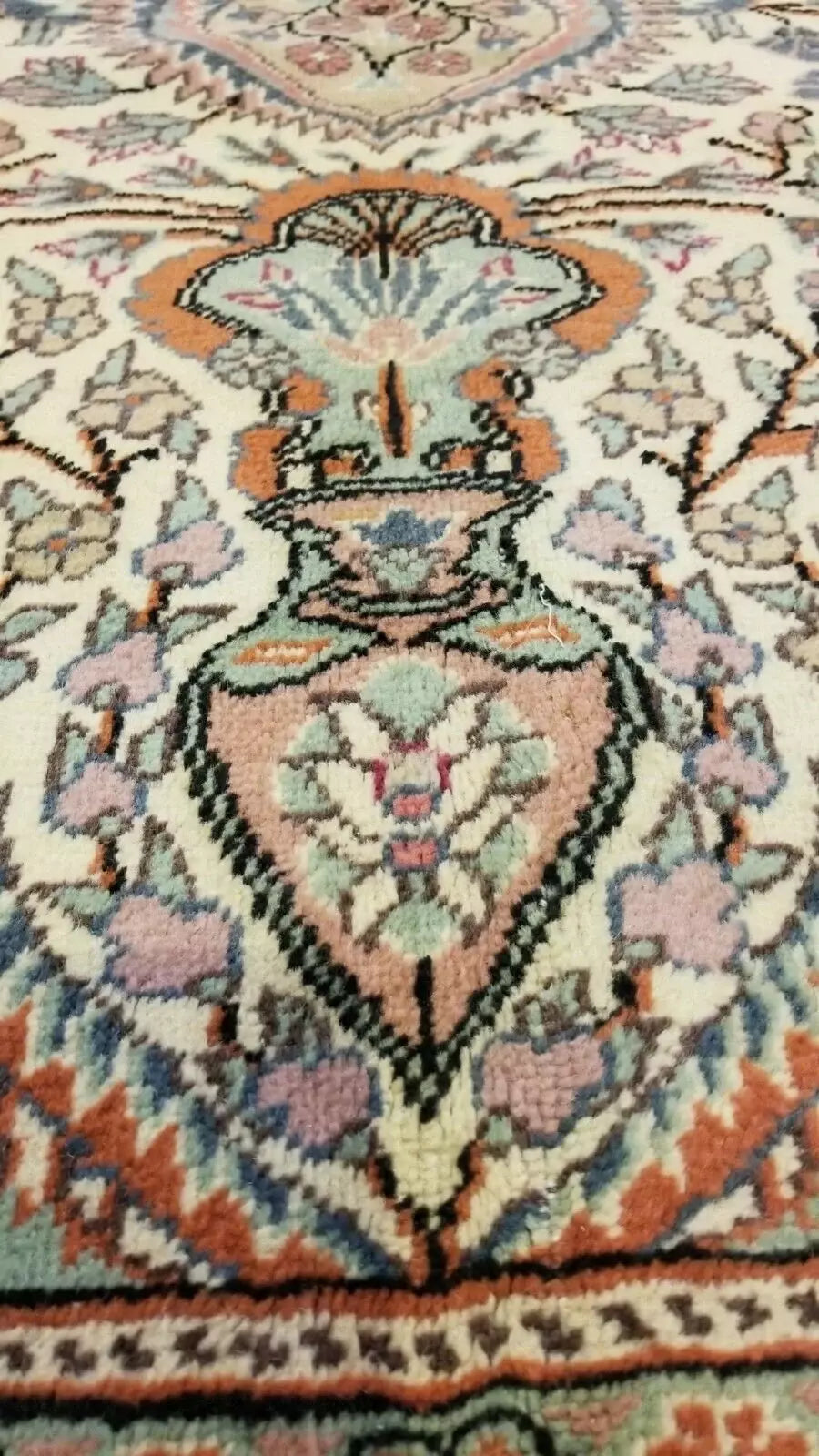 Alfombra para sala de estar con detalles intrincados, alfombra turca Hereke de los años 1930-1940, 6'7" x 9'7"