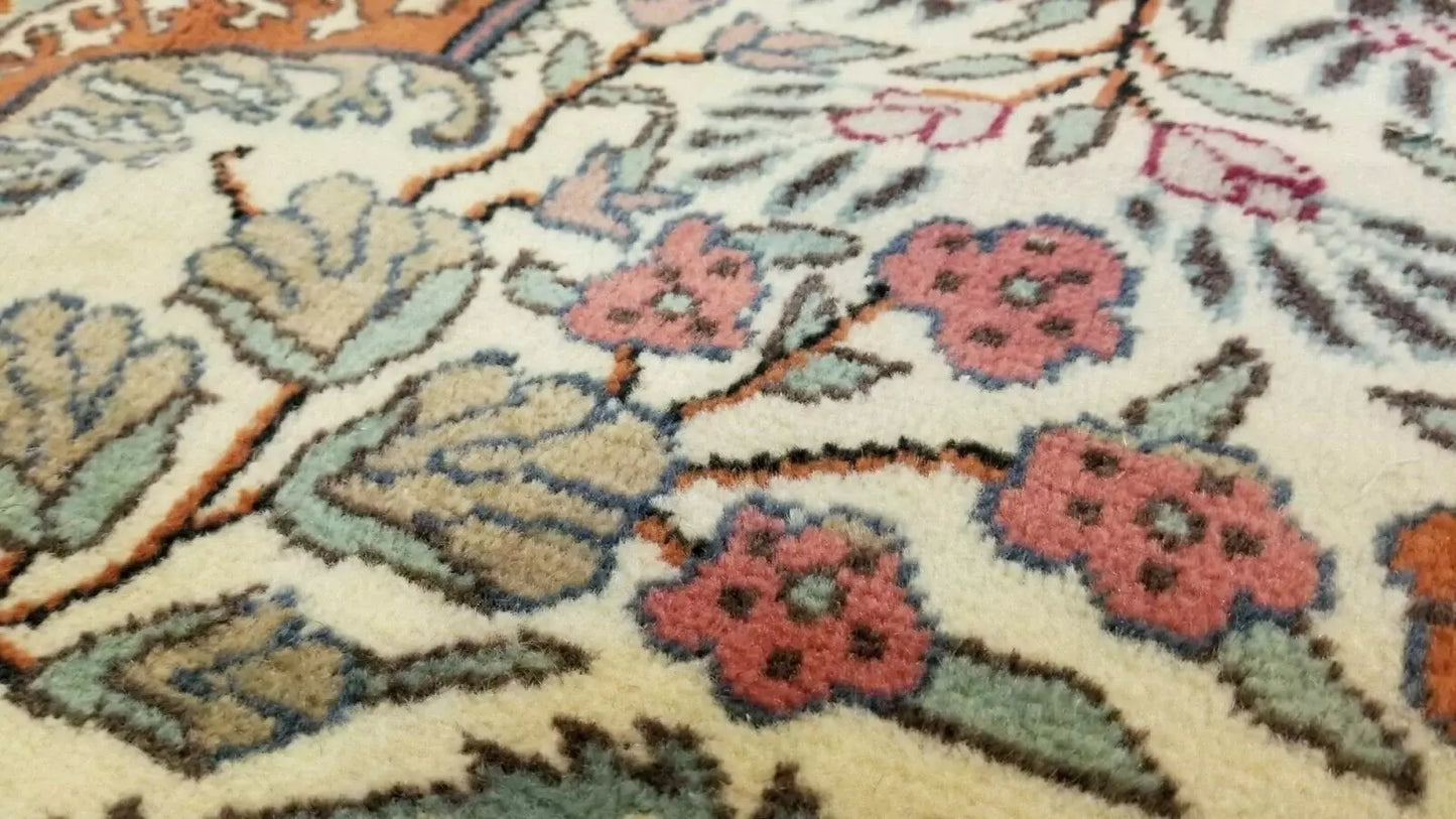 Alfombra para sala de estar con detalles intrincados, alfombra turca Hereke de los años 1930-1940, 6'7" x 9'7"
