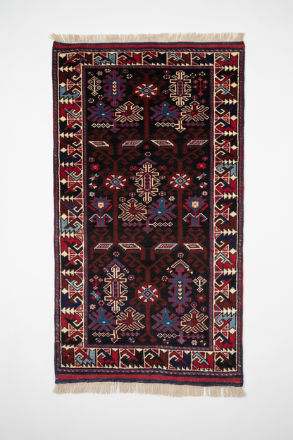 Small Bergama Handmade Rug – Hanging Display