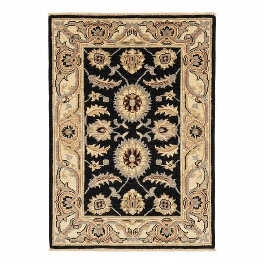 Small Floral Handmade Carpet - yakın çekim orijinal desen korunmuş beyaz arka plan