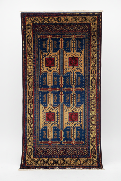 Turkish Kilim Rug Correct Proportions